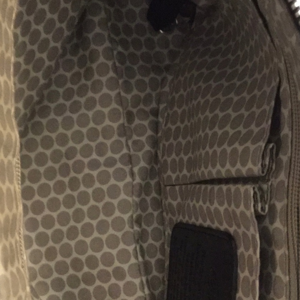 Gorgeous BRIGHTON BAG. Black w/Brown Patent Croc - Picture 5 of 6